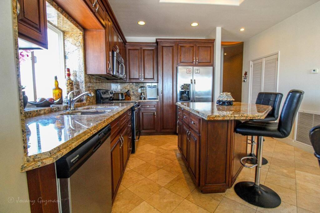 Access - Beach Penthouse Papas And Beer 2 Miles Wifi Rosarito Exteriör bild